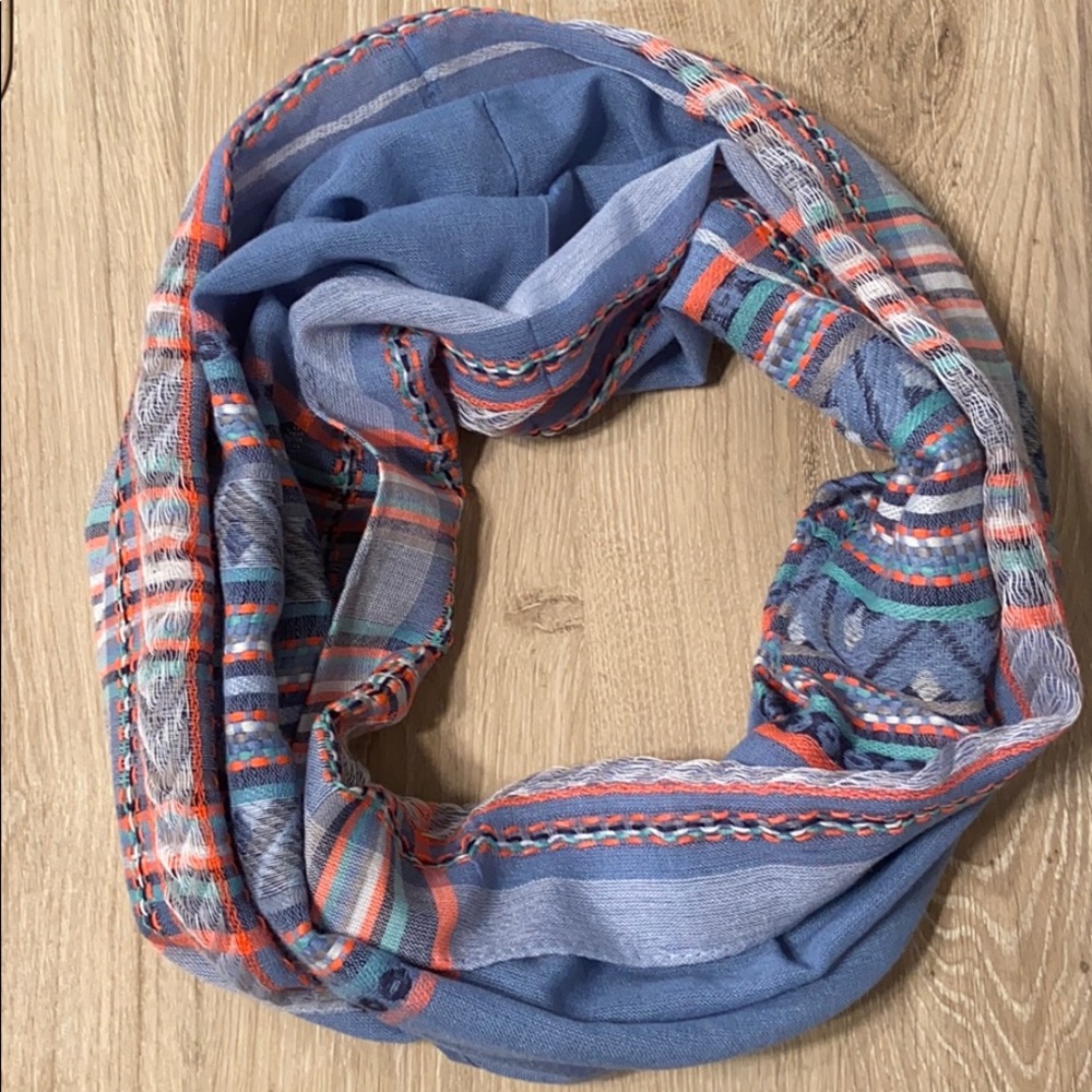 Printed scarf